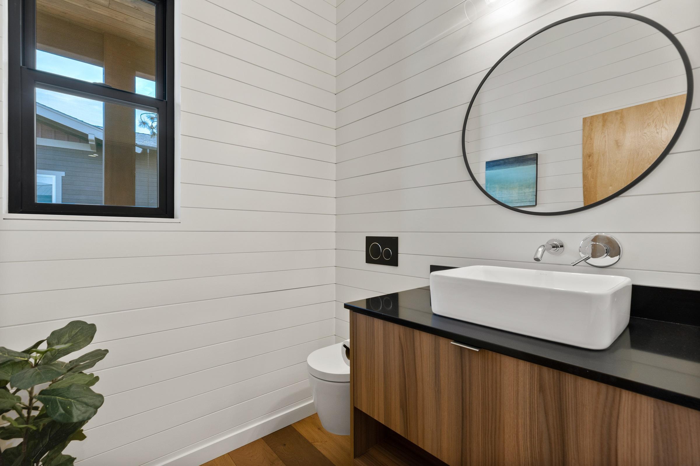 Plan 833011WAT: 4-Bed New American House Plan with Laundry on Both Floors - 3578 Sq Ft - Image #23 - Contemporary, New American