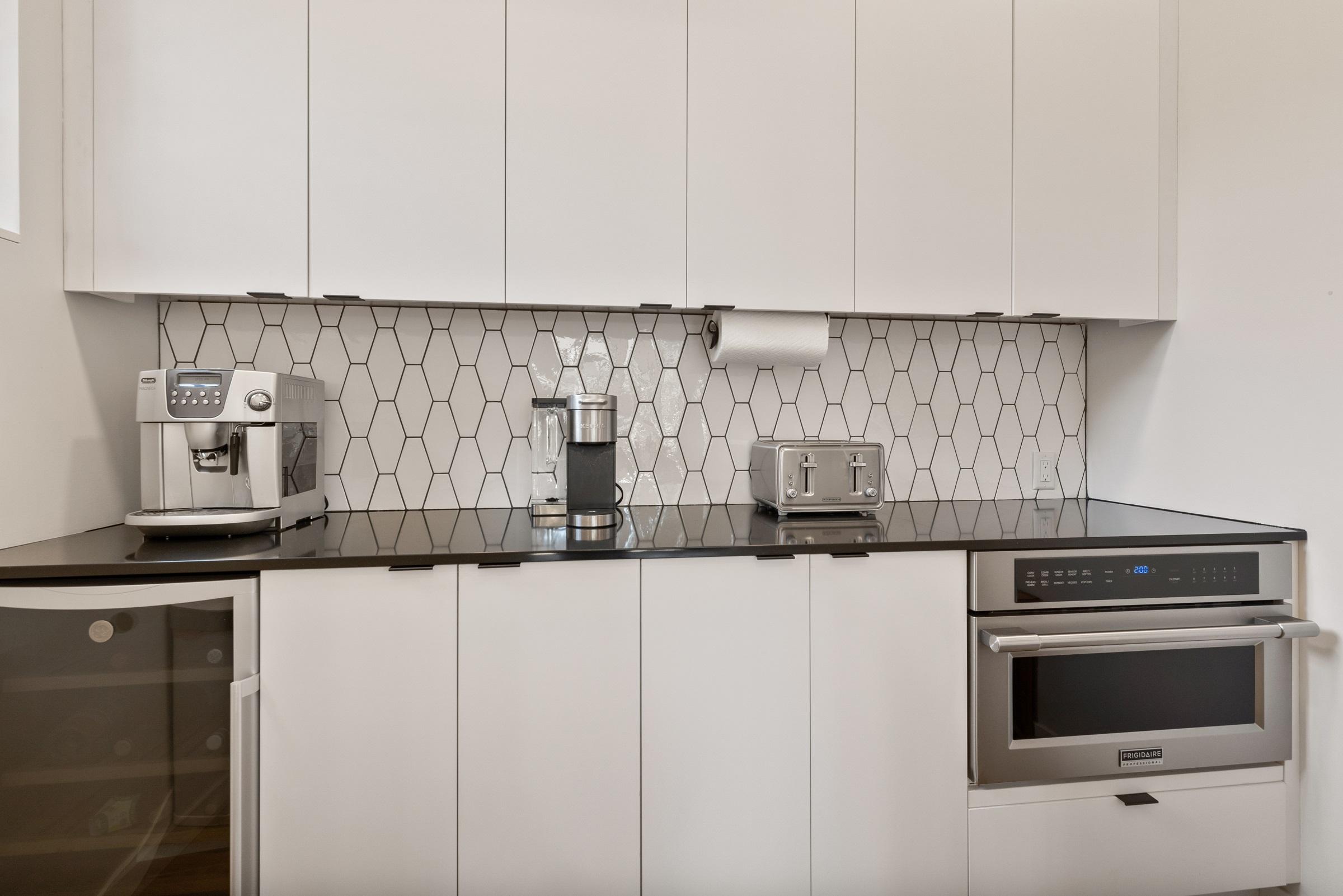 Plan 833011WAT: 4-Bed New American House Plan with Laundry on Both Floors - 3578 Sq Ft - Image #14 - Contemporary, New American