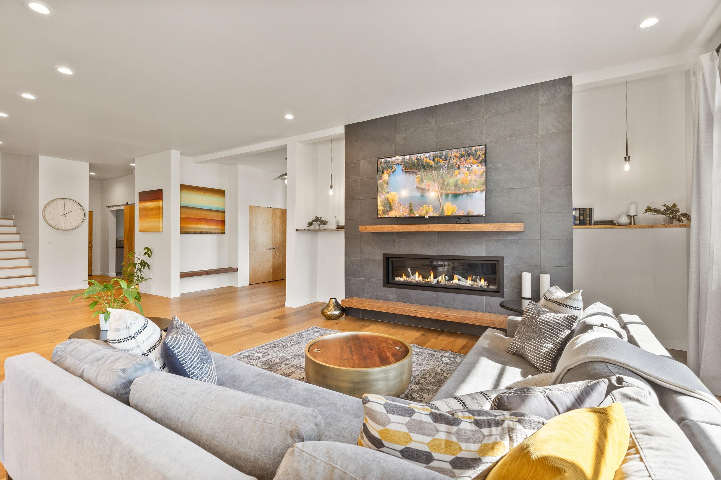 Plan 833011WAT: 4-Bed New American House Plan with Laundry on Both Floors - 3578 Sq Ft - Image #20 - Contemporary, New American