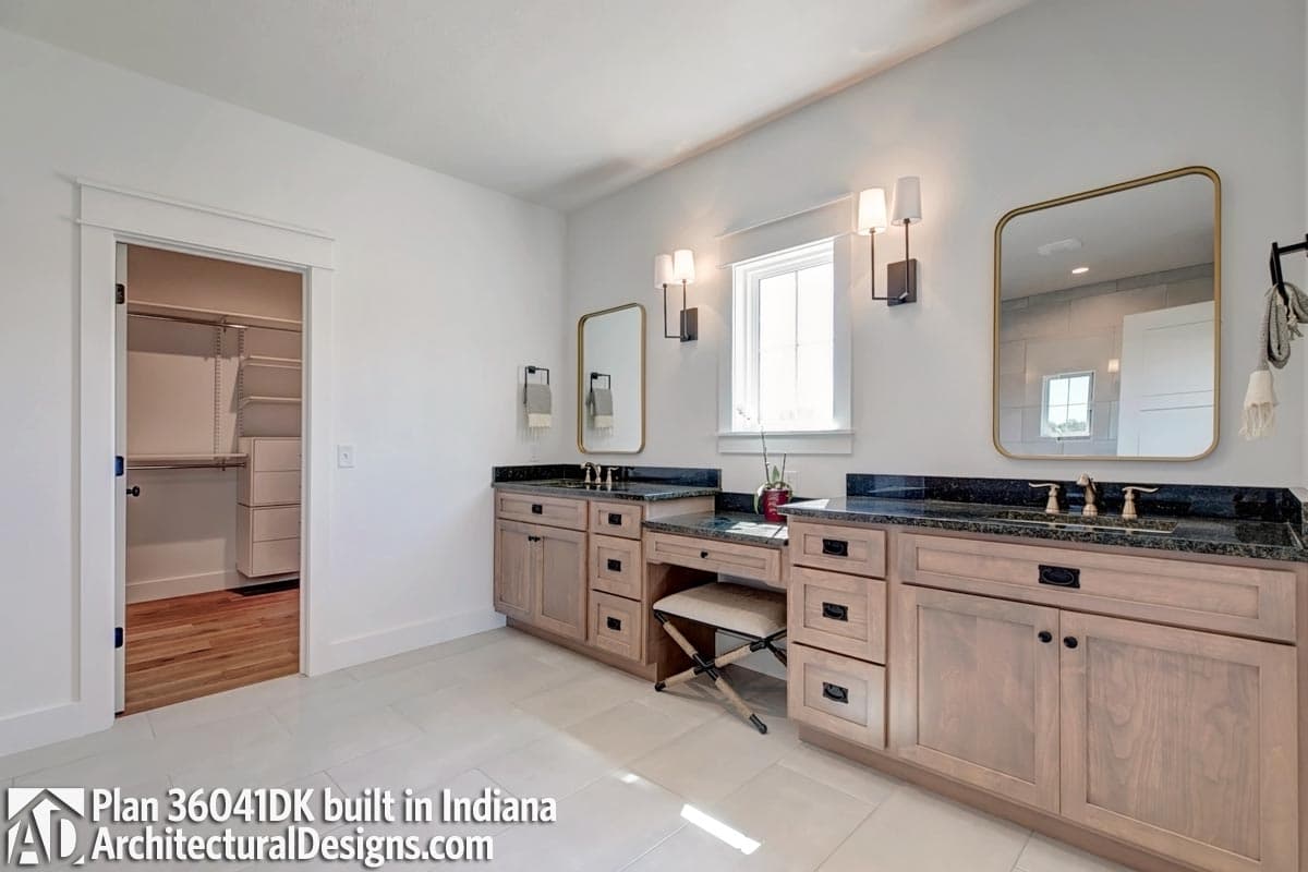 Client Photo id:  377174