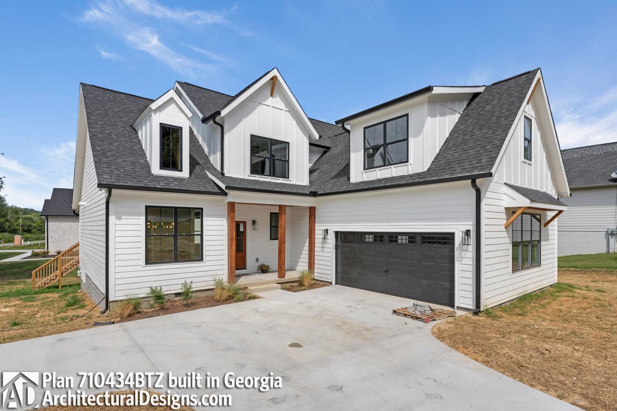 build gallery item - House Plan 710434BTZ Comes to Life in Georgia