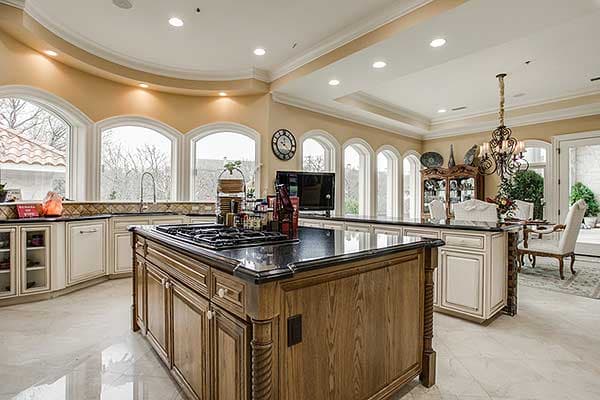 Plan 36153TX: Living in the Lap of Luxury - Image #10 - European