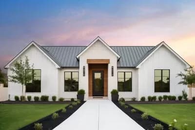 2,300 Square Foot Contemporary Ranch with Vaulted Great Room