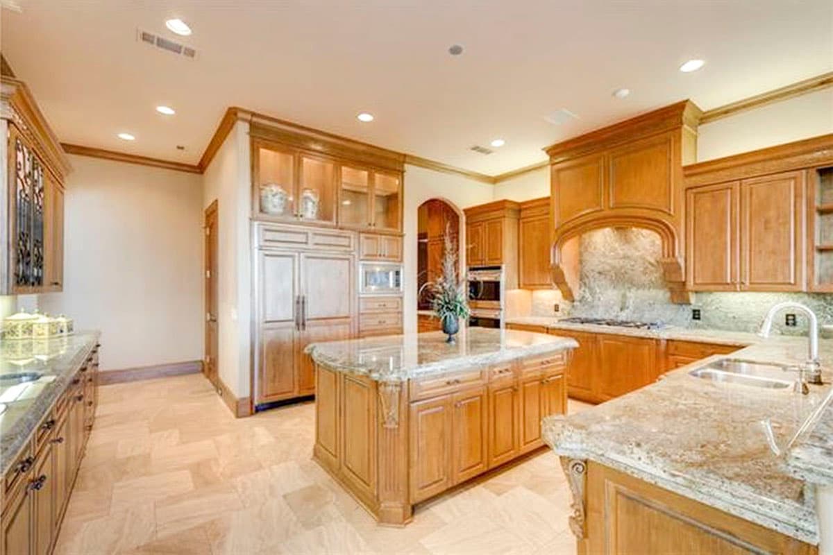 Plan 36213TX: Turreted Stair Greets Guests - Image #8 - European, Tuscan