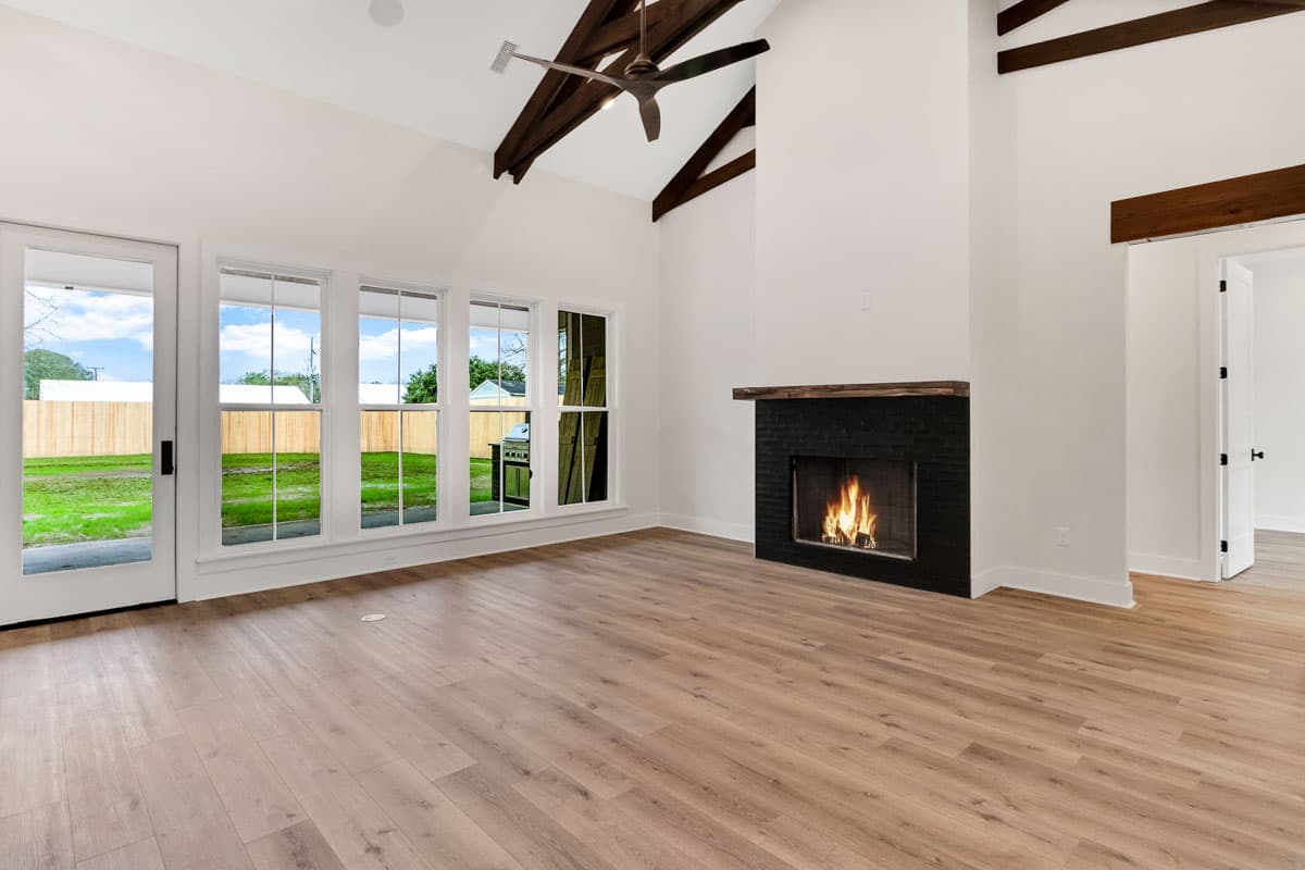 Plan 185015PHD: 4-Bed Transitional Home Plan with Split Beds and 3-Car Garage - 2143 Sq Ft - Image #7 - Acadian, Ranch