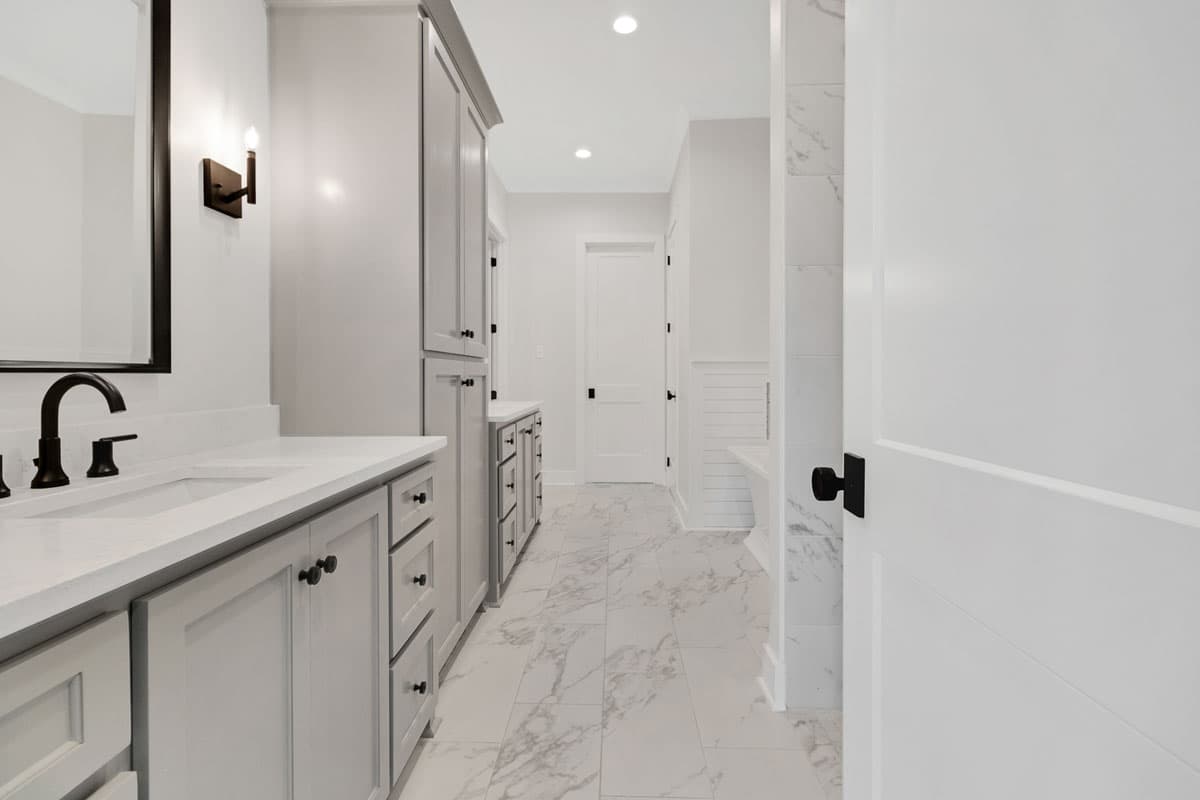 Plan 185015PHD: 4-Bed Transitional Home Plan with Split Beds and 3-Car Garage - 2143 Sq Ft - Image #12 - Acadian, Ranch