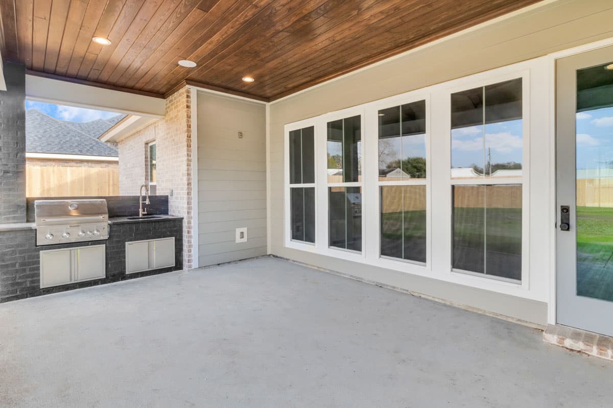 Plan 185015PHD: 4-Bed Transitional Home Plan with Split Beds and 3-Car Garage - 2143 Sq Ft - Image #20 - Acadian, Ranch