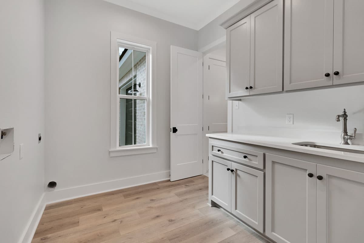 Plan 185015PHD: 4-Bed Transitional Home Plan with Split Beds and 3-Car Garage - 2143 Sq Ft - Image #17 - Acadian, Ranch