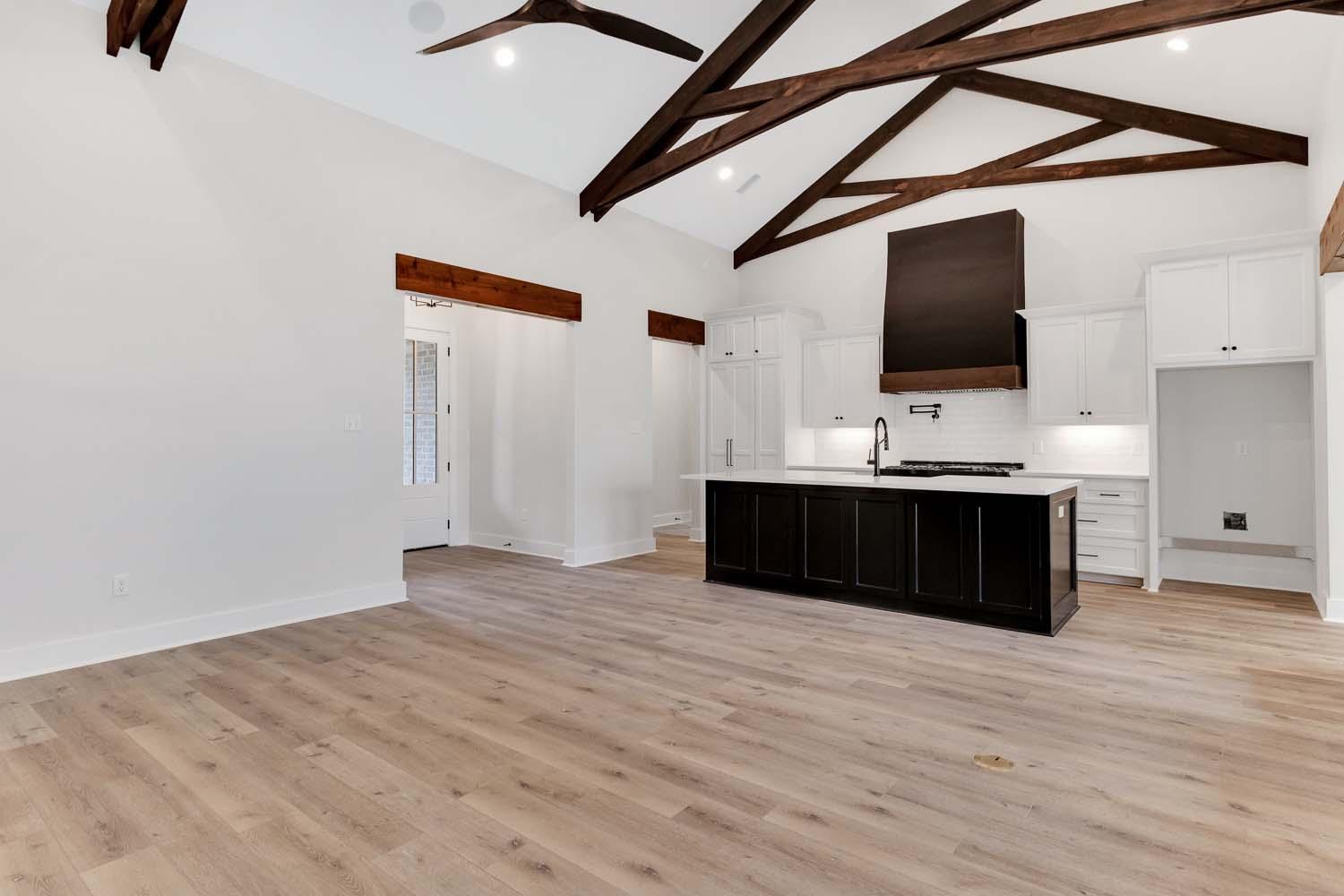 Plan 185016PHD: 4-Bed Country Farmhouse Plan with Open Great Room and Outdoor Kitchen - 2143 Sq Ft - Image #7 - Country, Farmhouse, Southern, Traditional