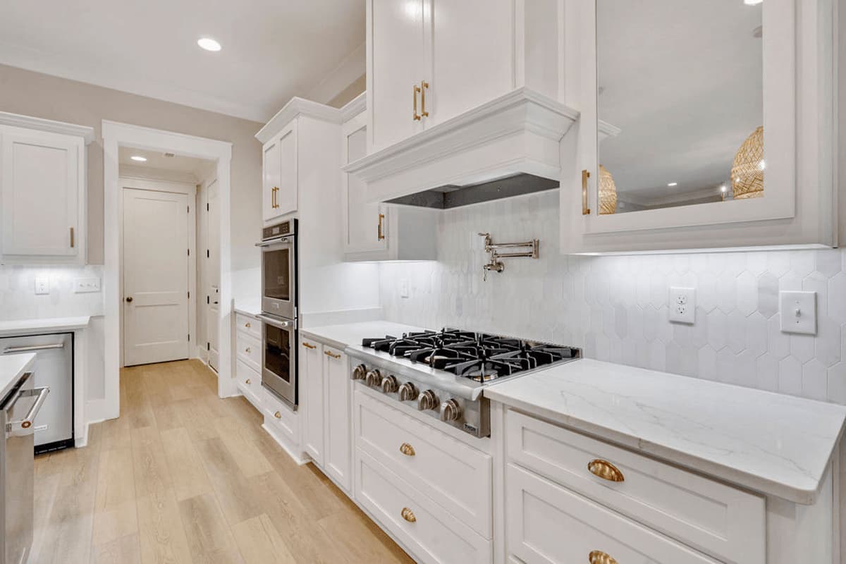 Plan 86405HH: 3 or 4 Bed Craftsman House Plan with Bonus Room Above - 2898 Sq Ft - Image #14 - Craftsman, Mountain, New American, Ranch