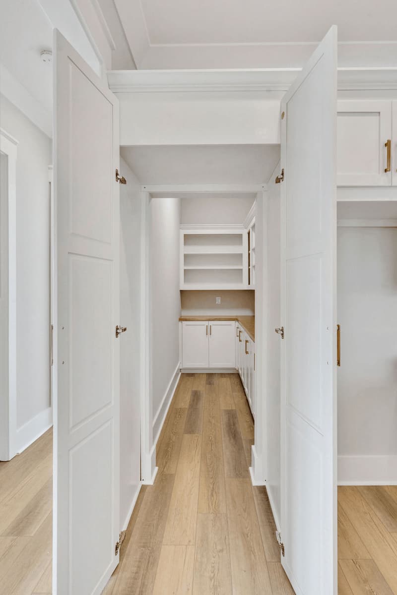 Plan 86405HH: 3 or 4 Bed Craftsman House Plan with Bonus Room Above - 2898 Sq Ft - Image #20 - Craftsman, Mountain, New American, Ranch