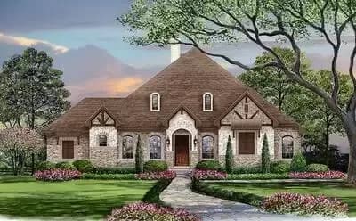 5 Beds With 4 Flanking The Foyer
