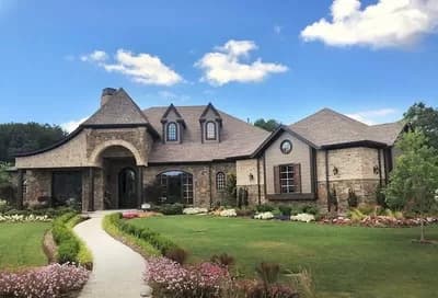 3 Bedroom Beauty With Game Room