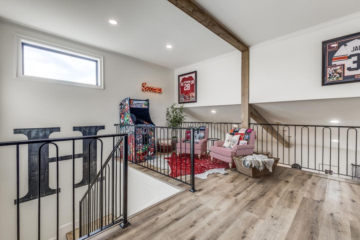 Plan 400024FTY: 3-Bed Monitor-Style Barndominium House Plan with Open Loft - 2562 Sq Ft - Image #5 - Barndominium, Country, Farmhouse, New American, Rustic