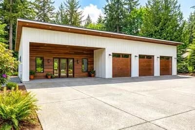 2-Bed Barndominium with Oversized 3-Car Garage and Workshop - 980 Sq Ft