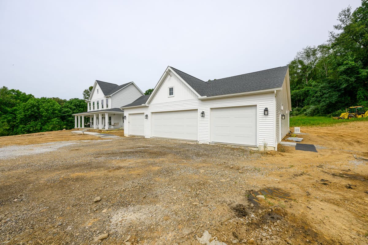 Plan 911044JVD: 3-Bedroom Modern Farmhouse Plan With Oversized Garage and Workshop - 2636 Sq Ft - Image #36 - Country, Farmhouse, Modern Farmhouse, New American, Traditional