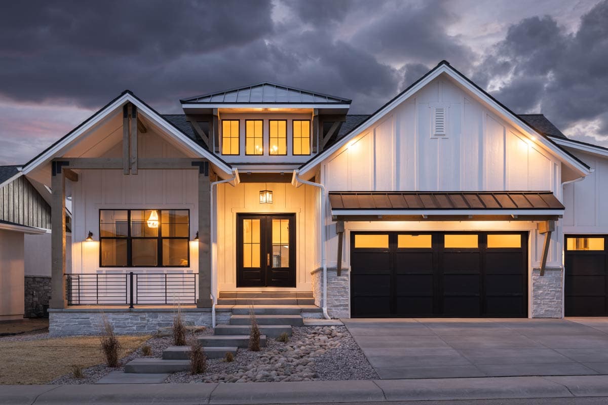 Plan 95256RW: 3-Bed New American House Plan with Covered Outdoor Deck - 2516 Sq Ft - Image #3 - Craftsman, Mountain, New American