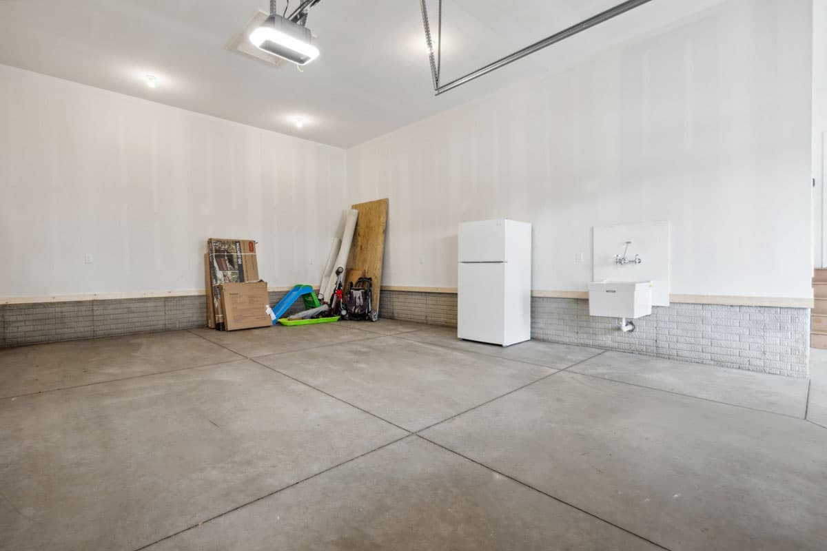 Plan 600007PDZ: 4-Bed Traditional House Plan with Two-Story Great Room - 2875 Sq Ft - Image #26 - New American, Traditional