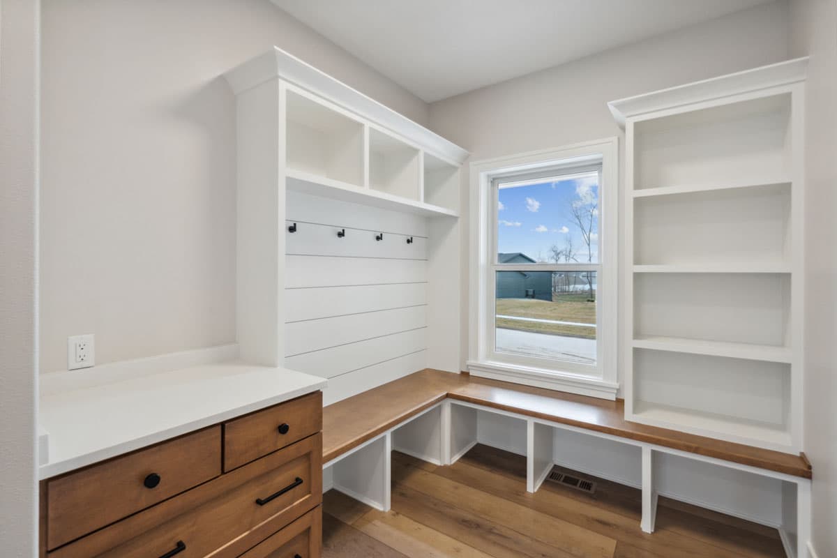 Plan 600007PDZ: 4-Bed Traditional House Plan with Two-Story Great Room - 2875 Sq Ft - Image #23 - New American, Traditional