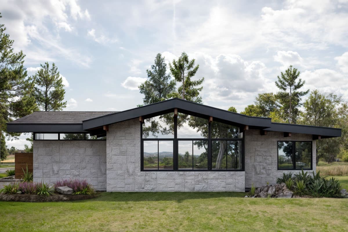 Plan 307719RAD: Modern House Plan with 3-Car Garage and Split Bedroom Layout - Image #7 - Mid Century Modern, Modern, Northwest, Ranch