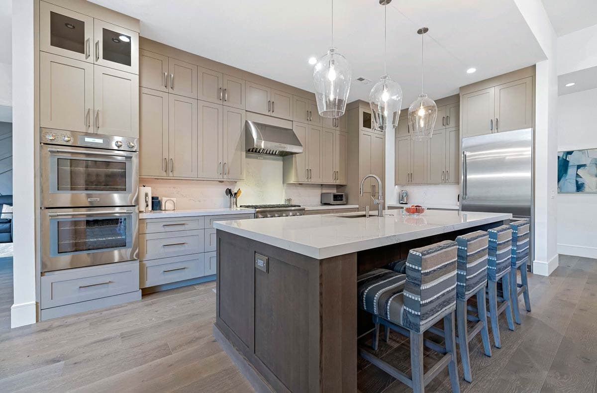 Plan 33266ZR: 4-Bed Modern Mountain House Plan with Study and Bonus Room - 3892 Sq Ft - Image #11 - Hill Country, Modern, Mountain, Ranch, Transitional