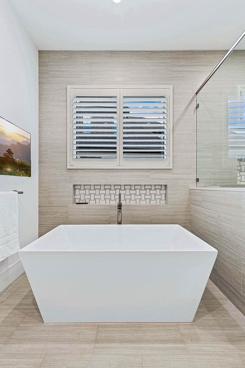 Plan 33266ZR: 4-Bed Modern Mountain House Plan with Study and Bonus Room - 3892 Sq Ft - Image #16 - Hill Country, Modern, Mountain, Ranch, Transitional