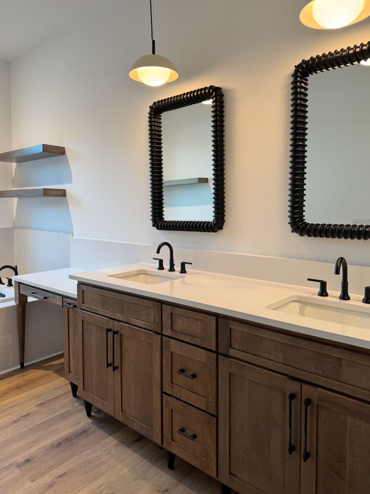 Plan 24419TW: 3-Bed New American Lake House Plan with Vaulted Rear Porch - 2800 Sq Ft - Image #15 - Craftsman, Modern Farmhouse, Mountain, New American