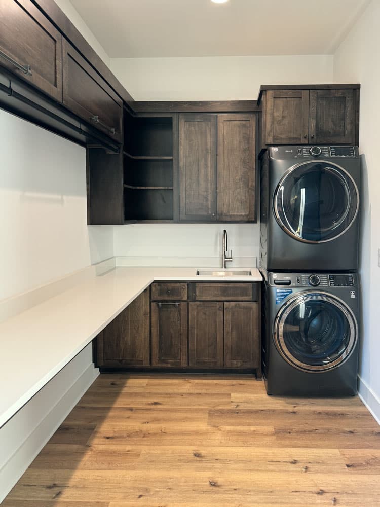 Plan 24419TW: 3-Bed New American Lake House Plan with Vaulted Rear Porch - 2800 Sq Ft - Image #26 - Craftsman, Modern Farmhouse, Mountain, New American