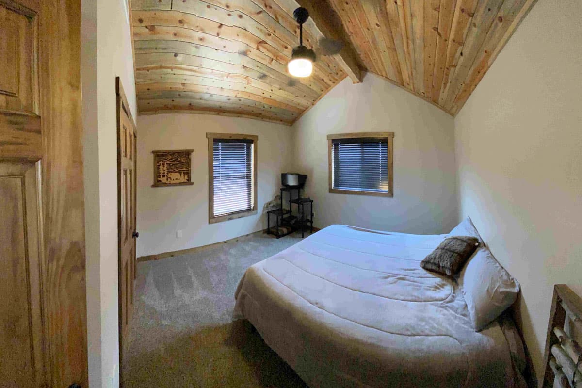 Plan 680481VR: 3-Bed Rustic Mountain House Plan with Vaulted Two-Story Great Room - 2230 Sq Ft - Image #18 - Country, Mountain, Rustic