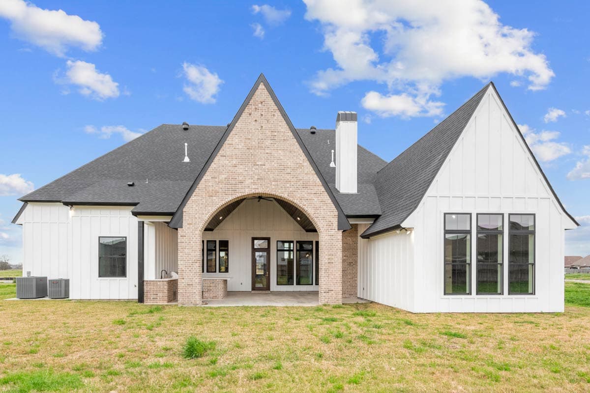 Plan 860080MCD: 4-Bed Transitional House Plan with Outdoor Kitchen and Fireplace - 3410 Sq Ft - Image #15 - Contemporary, New American, Transitional, Tudor