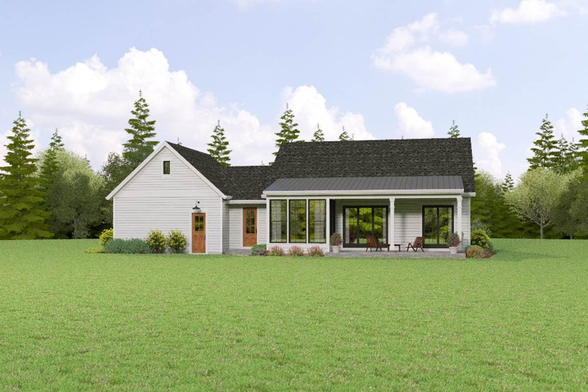 Plan 69892AM: Single-Story Farmhouse Plan with Split Bedrooms - 1619 Sq Ft - Image #9 - Farmhouse, Modern Farmhouse, Ranch, Traditional