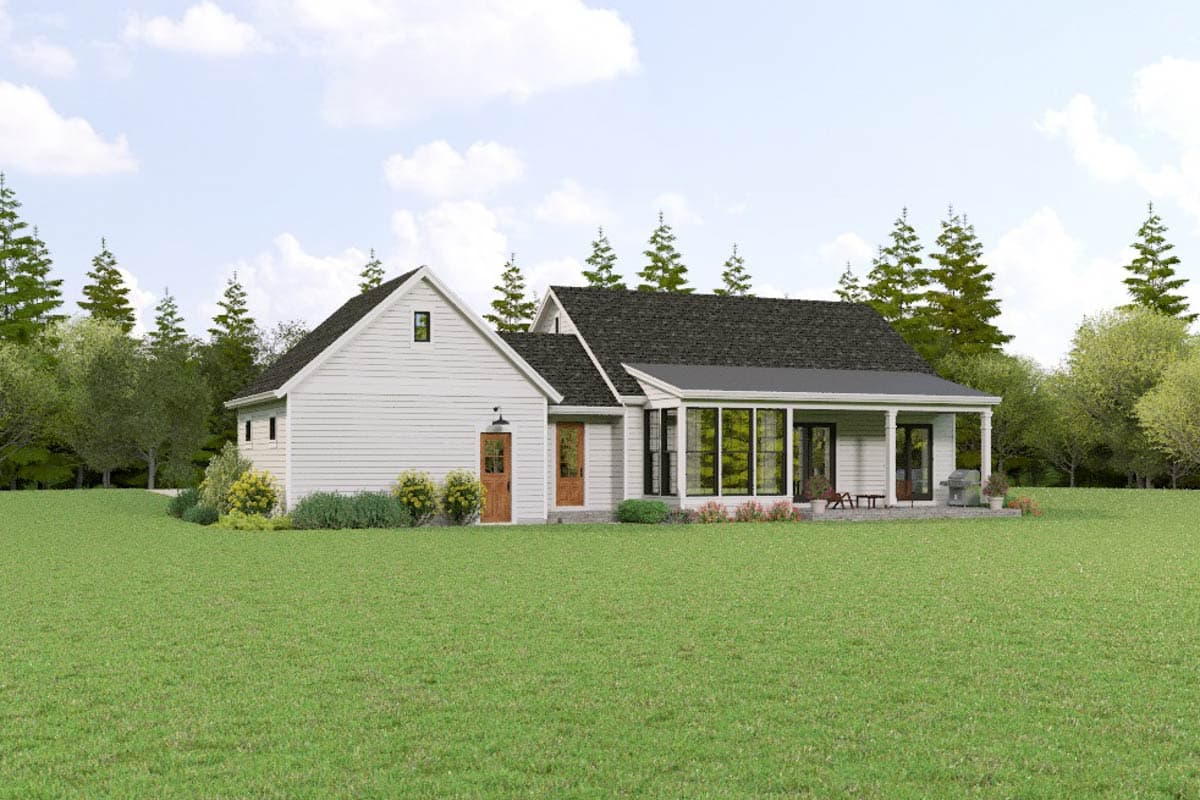 Plan 69892AM: Single-Story Farmhouse Plan with Split Bedrooms - 1619 Sq Ft - Image #10 - Farmhouse, Modern Farmhouse, Ranch, Traditional