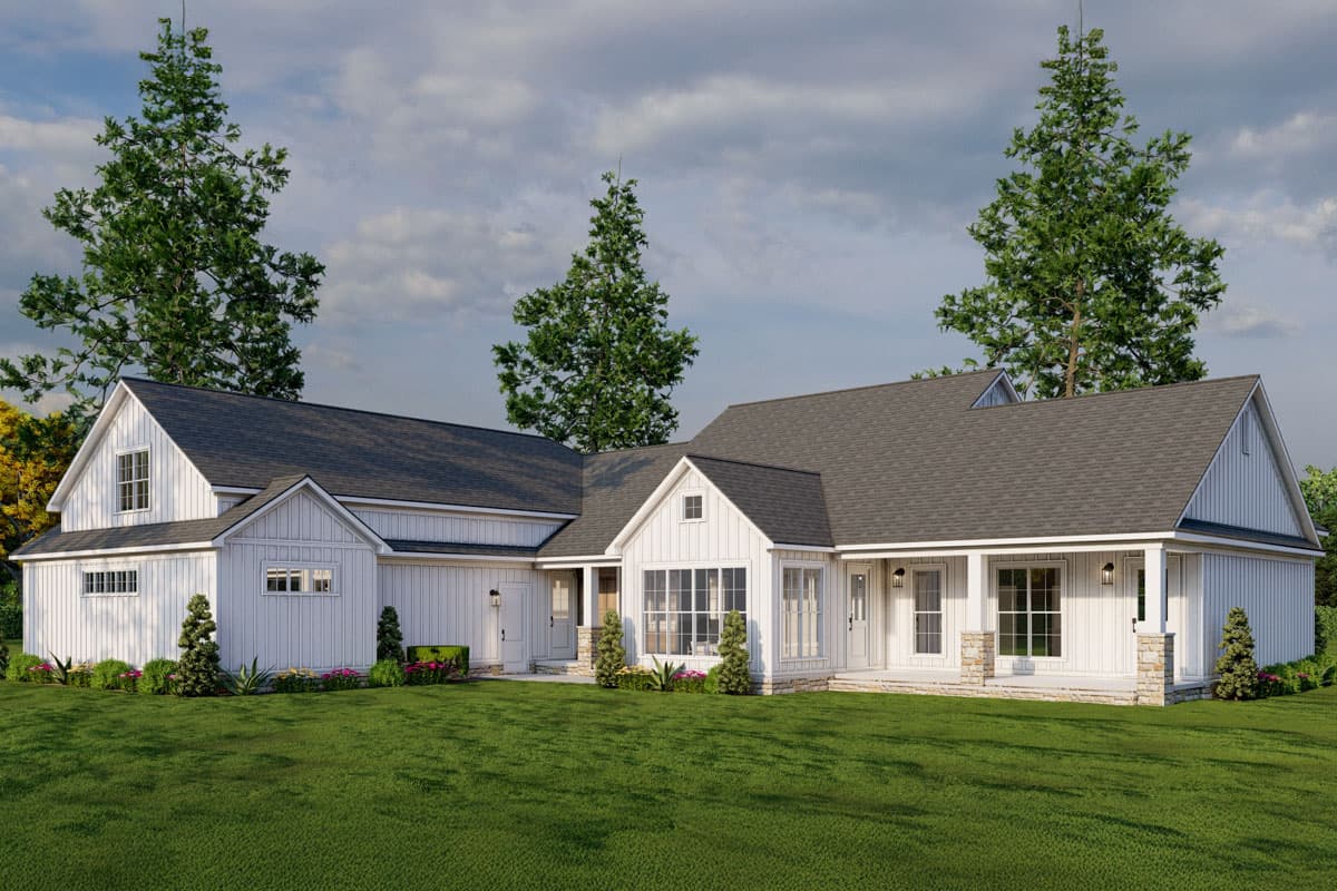 Plan 70903MK: 3-Bedroom Modern Farmhouse Plan with Outdoor Kitchen - 2580 Sq Ft - Image #6 - Country, Farmhouse, Modern Farmhouse