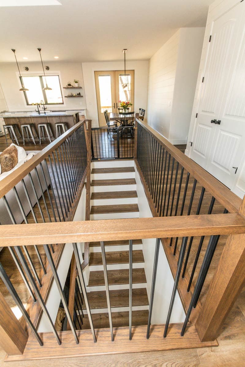 Plan 81853AB: 3-Bed Rustic Mountain Cabin House Plan with Vaulted Living Room - 2001 SQ Ft - Image #15 - Cabin, Mountain, Rustic