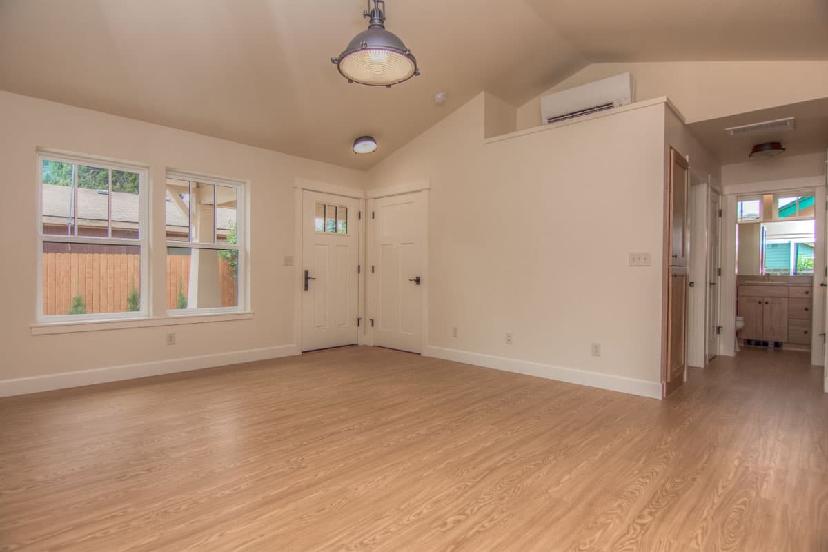 Plan 470307REY: 1-Bed Cottage House Plan with Vaulted Great Room - 600 Sq Ft - Image #5 - Cape Cod, Cottage, Craftsman