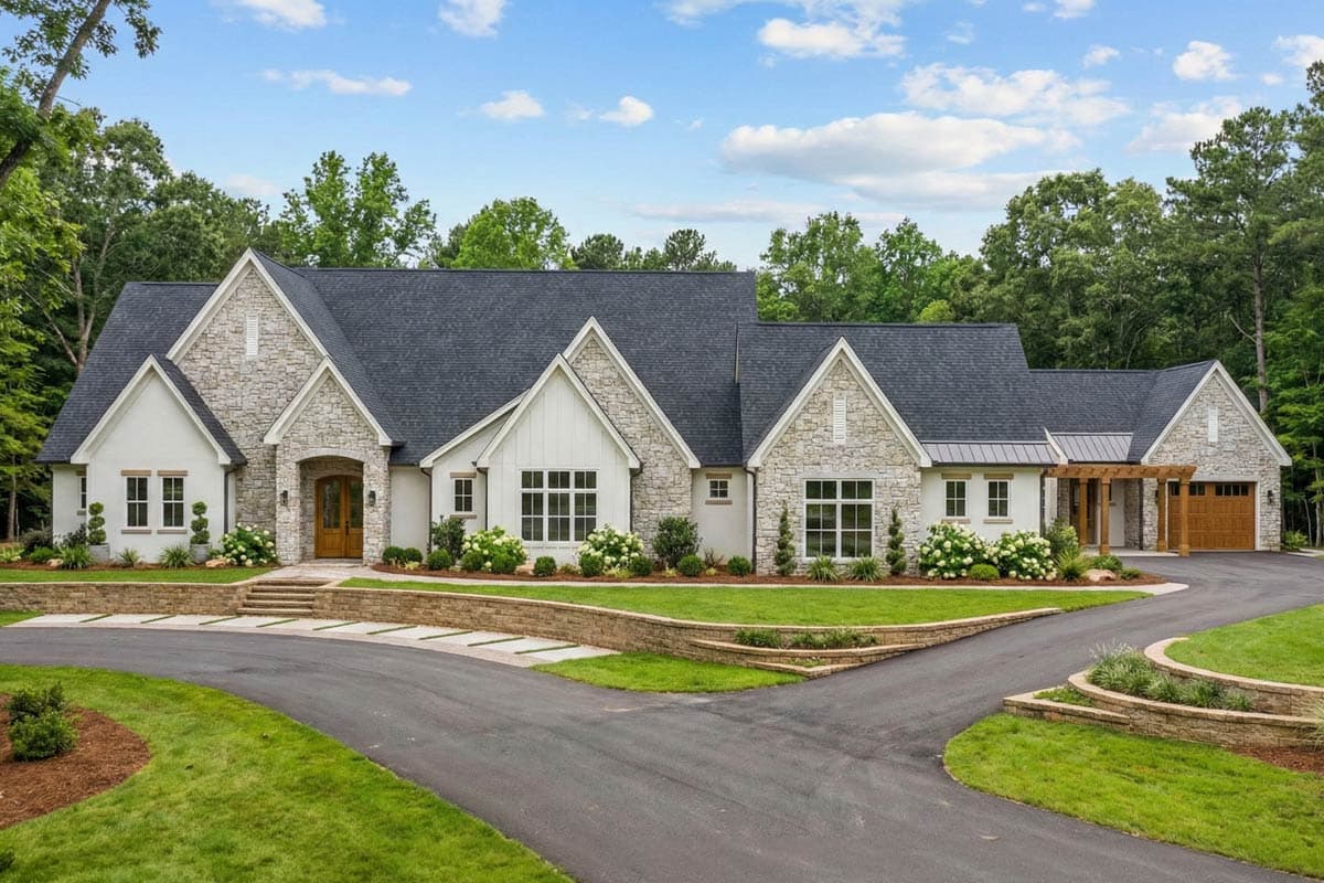 Plan 623490DJ: 3-Bedroom European House Plan with a Separate Guest Suite - 2997 Sq Ft - Virtual Tour Cover Image - European, Transitional