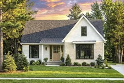 Charming 2-Bed Transitional Cottage Plan with Vaulted Living Space - 1248 Sq Ft