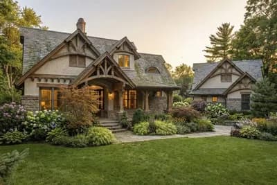3-Bed Craftsman Cottage with Bonus Room and Detached 2-Car Garage