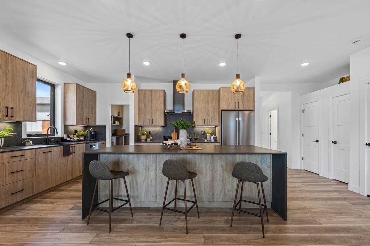 Plan 280232JWD: Open-Concept 4-Bedroom Contemporary Northwest with Split Bedrooms and Rear Covered Patio - Image #16 - Contemporary, Northwest