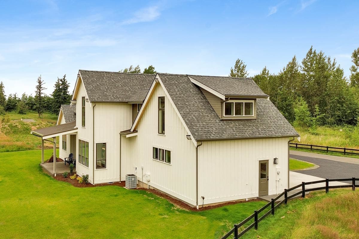 Plan 280245JWD: Elegant Contemporary Farmhouse Plan with Versatile Bonus Room - Image #9 - Contemporary, Farmhouse