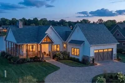 Charming Mountain Home with Wrap Around Porch and Optional Lower Level**