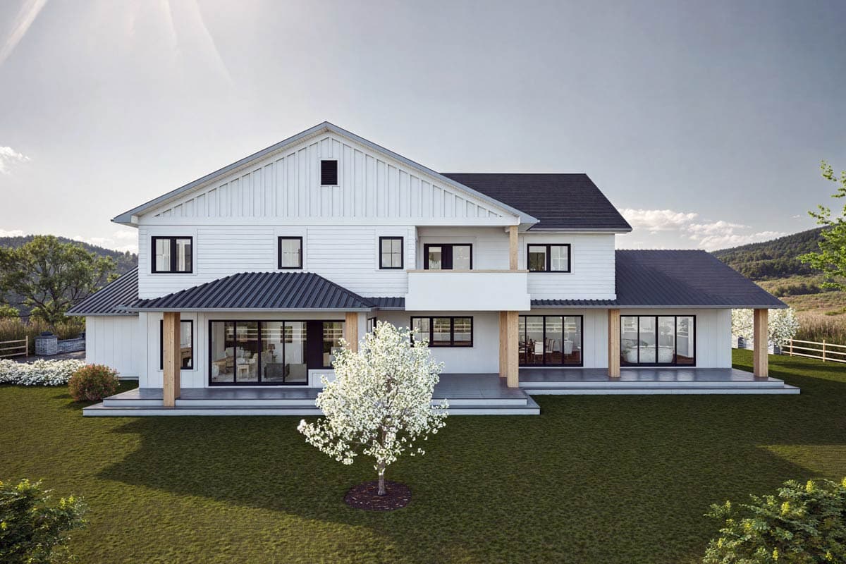 Plan 147043RML: Modern Farmhouse with Expansive Rear Porch and 3-Car Garage - Image #8 - Farmhouse, Modern Farmhouse, New American