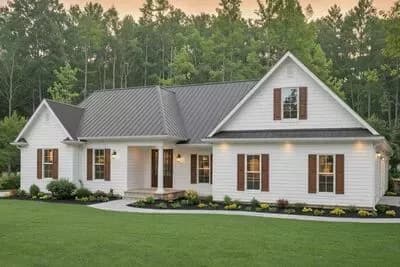 Inviting 3-Bedroom Country Ranch House Plan with Bonus Room