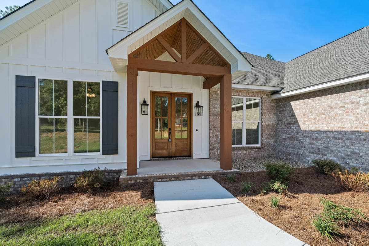 Plan 52018HZ: New American 4 Bed House Plan with Split Suites and Butler Pantry - Image #9 - Craftsman, New American, Ranch, Traditional