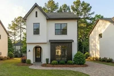 Stylish Two-Story Traditional House Plan: 2 Beds, 2.5 Baths, Upstairs Laundry