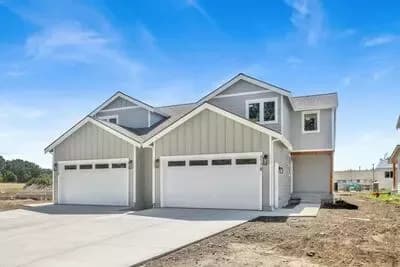 Modern Craftsman Duplex House Plan with 6 Bedrooms and 4-Car Garage