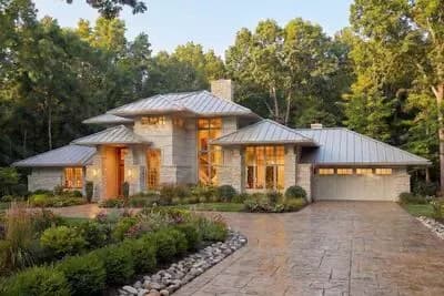 Contemporary 3-Bedroom House Plan with 2669 Sq Ft and Open Living