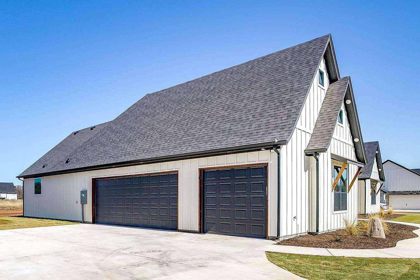 Plan 56568SM: Modern Farmhouse Plan with 4 Bedrooms and Outdoor Kitchen - Image #5 - Farmhouse, Modern Farmhouse, New American