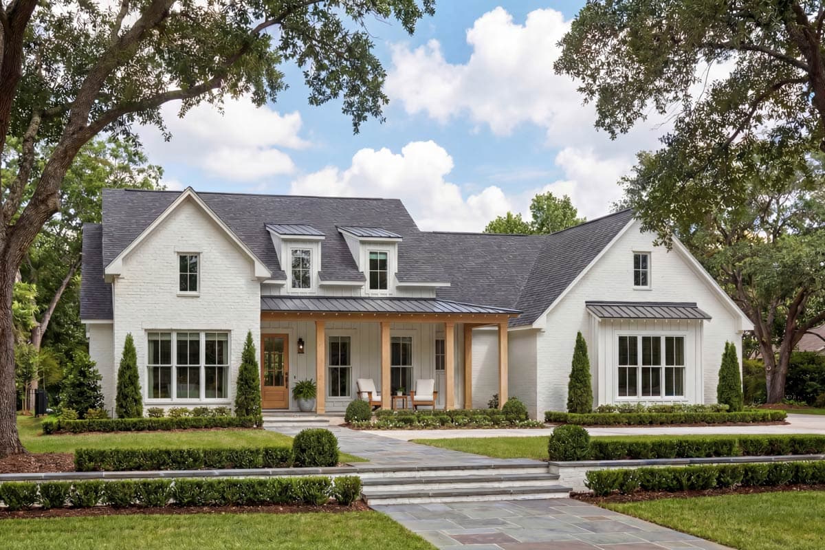 Plan 52036HZ: 3-Bed Modern Farmhouse Plan with Vaulted Master Bedroom and Great Room - Image #2 - Country, Modern Farmhouse, New American, Ranch