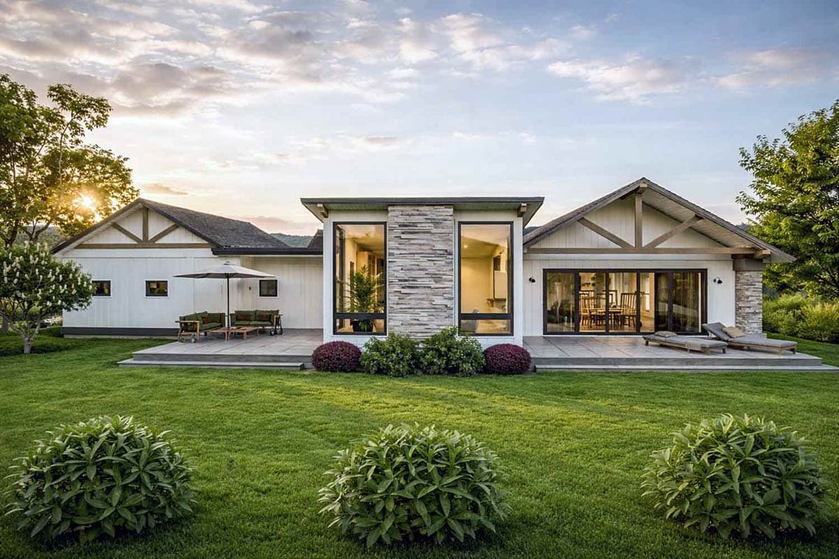 Plan 147069RML: Contemporary Farmhouse House Plan with 3 Beds and 2575 Sq Ft - Image #3 - Contemporary, Farmhouse, Modern